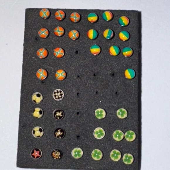 3mm Round Bandana Skull and Crossbones Design 20 gauge nose rings - Picture 12 of 12